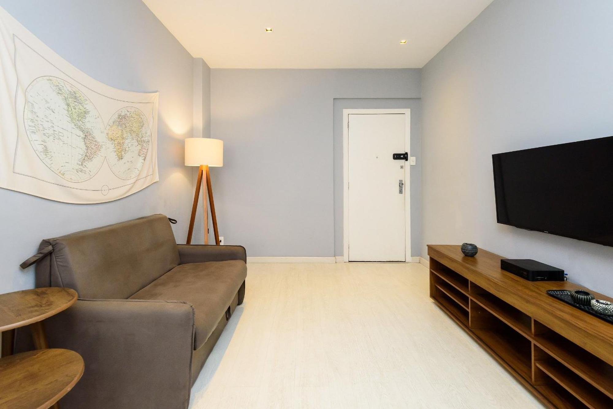 Omar do Rio - BT208 Apto Moderno com Garagem, Internet 120mbps, Smart TV com WorkStation, 05 minutos andando da Praia de Ipanema e do Metrô Rio de Janeiro Extérieur photo