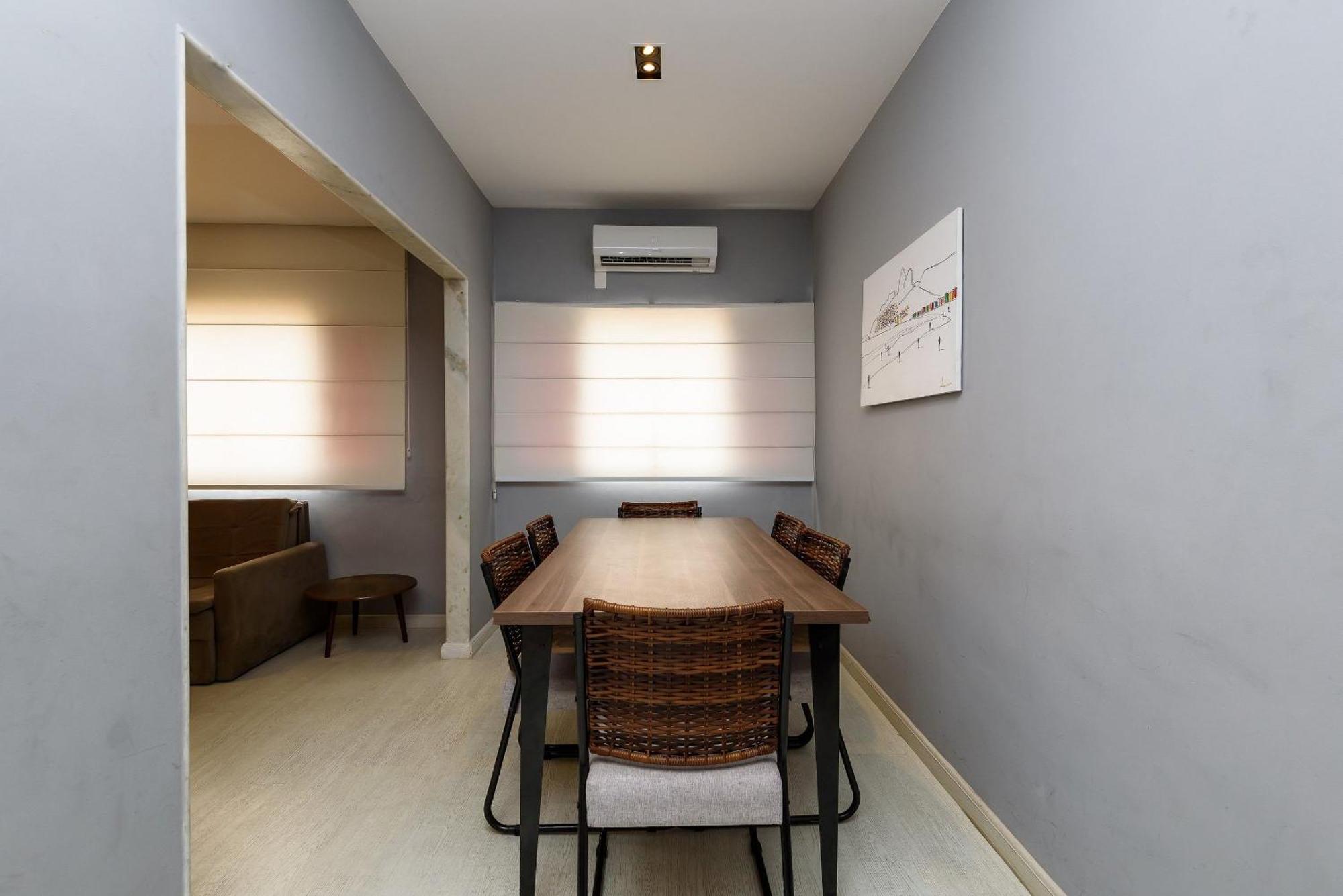 Omar do Rio - BT208 Apto Moderno com Garagem, Internet 120mbps, Smart TV com WorkStation, 05 minutos andando da Praia de Ipanema e do Metrô Rio de Janeiro Extérieur photo